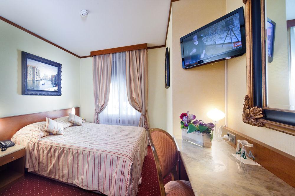 Hotel Strasbourg Женева Екстер'єр фото